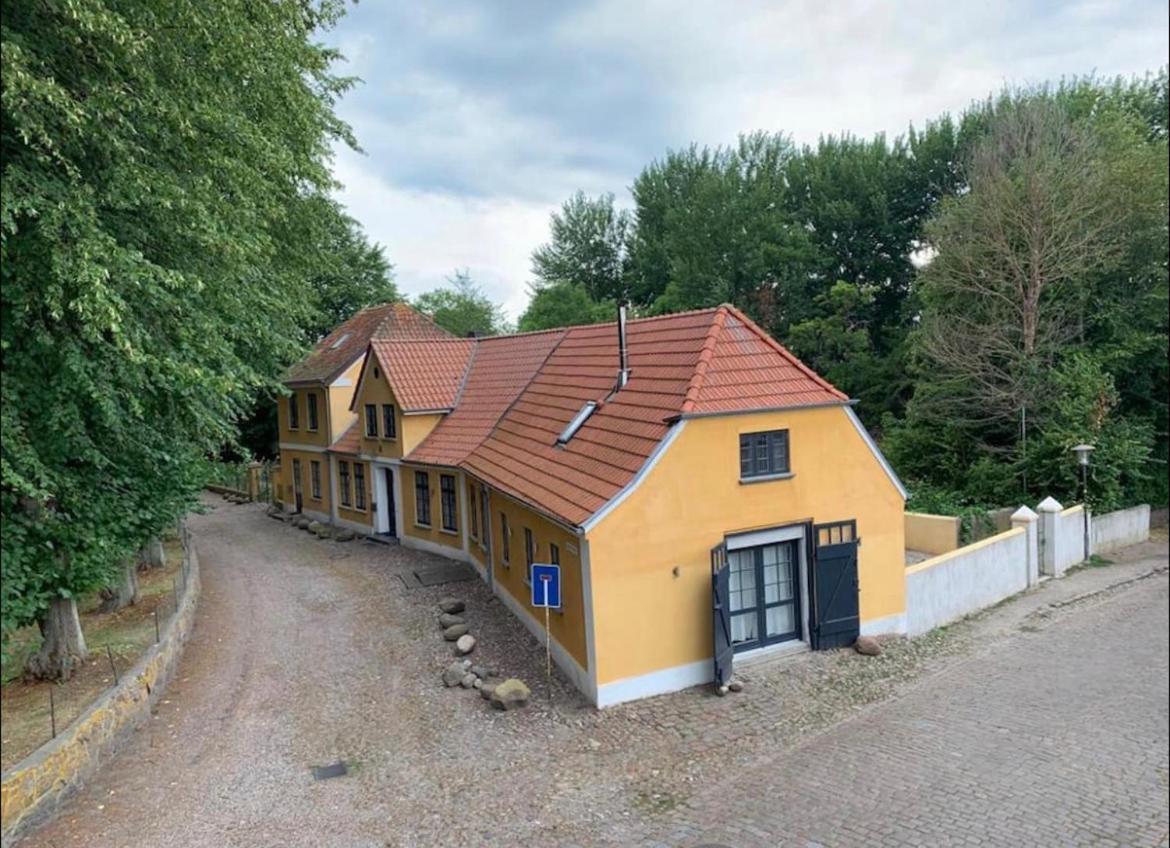 Historisches Pastorat - Villa Mika Fehmarn Exterior photo